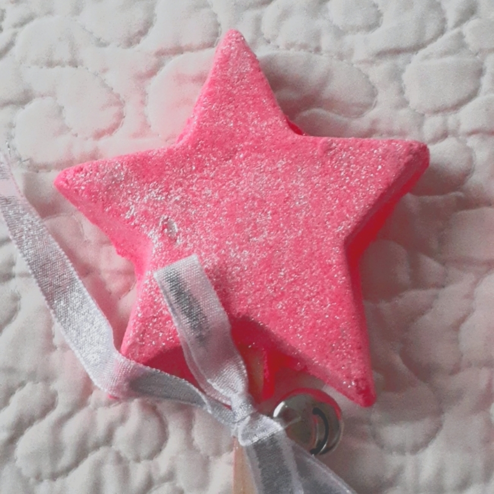 Set of 2 Magic Wand Reusable Bubble Bars in Snow Fairy scent - Picture 2 of 4